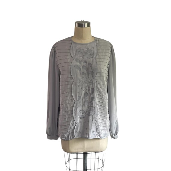 Vintage Embroidered Boho Top: Suzelle Cool-Gray Silky Blouse