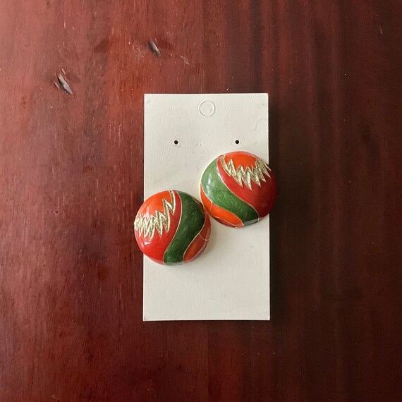 Vintage Urban Mod Clip-On Earrings. Goldtone Metal. Red. Gold. Green. Circle Dot Stud Earrings. Tribal Style. Funky. 80s. 90s. Glam Earrings