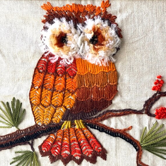 Vintage Multicolor Crochet Cross-Stitch Owl Wall Art. Colorful Bird Autumn Art. Fluffy. Warm Colors. Handmade. Cottagecore. 70s. 80s. 90s.