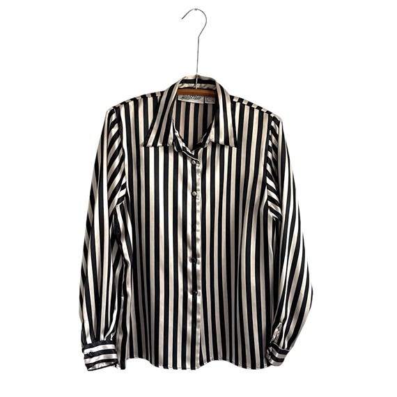 Vintage Yves St. Clair Black and White Striped Button-Up Blouse. Two-Color Striped Button-Up Shirt Top. Black Vertical Stripes. 80s. 90s.