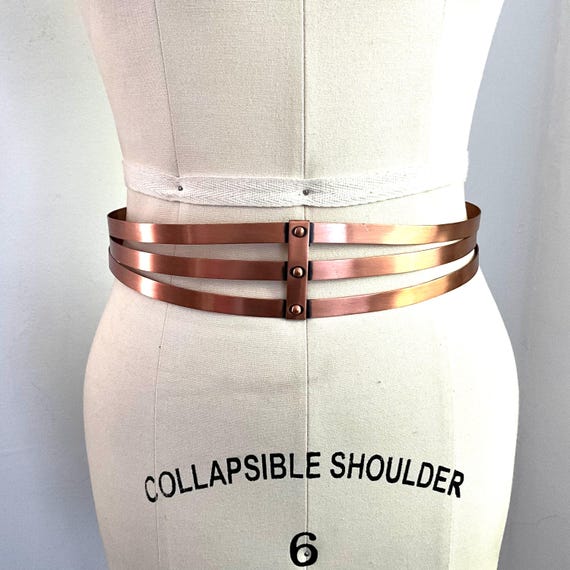 Vintage Renoir Copper Cinch Belt. Brown Metal Belt. Modernist Copper Belt. Industrial Modern. Metal Mesh. 50s. 1950s. 60s. 70s. Signed. XXS.