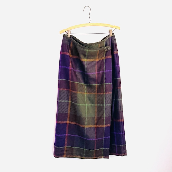 Vintage Talbots Petites Wool Plaid Skirt. Maxi Length. Button. Green. Purple. Orange. Casual Wrap Skirt. Petite Size. 70s. 1970s.
