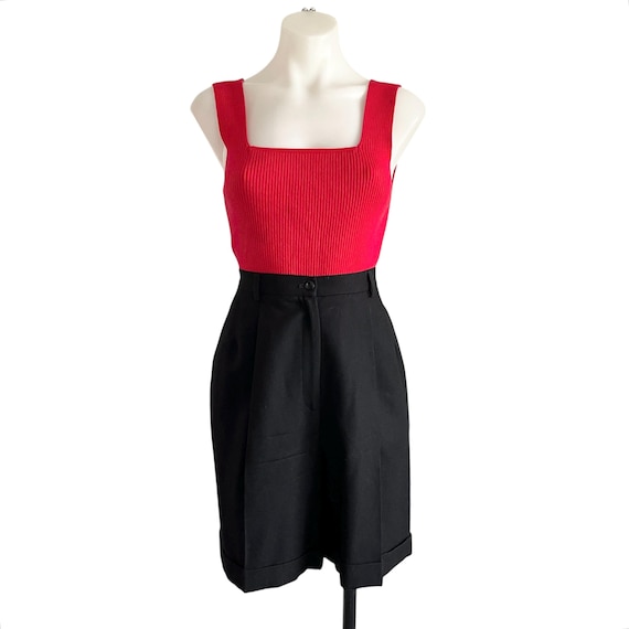 Vintage Talbots Petite Black High-Waisted Shorts. Dark High-Rise Pleated Shorts. Black Wool. Casual. Stylish. 70s. 80s. 1970s. 1980s.