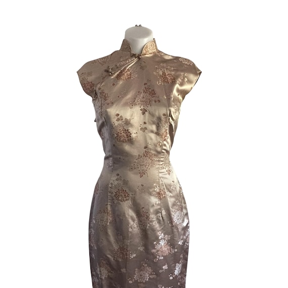 Vintage 50s 60s Silky Floral Qipao Dress. Jacquard Floral Wiggle Hourglass Dress. Taylor Oriental Co. Pin Up Glam Dress. VLV Cheongsam Dress