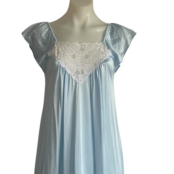 Vintage 70s 80s Baby Blue Silk Maxi Night Gown. Cottagecore Soft Blue Night Slip Dress. Capped Slvs Romantic Nightgown. Satin Nightgown.