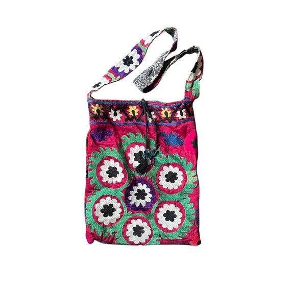 Vintage Embroidered Multicolor Boho Hippie Tote Bag. Sewn Floral Bohemian Shoulder Purse. Handmade. Embroidery. Spring. Flowers. 90s. 00s.