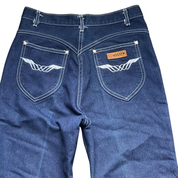 Vintage Gitano Bootcut Jeans: High Waisted Dark Blue Denim, 90s Y2K