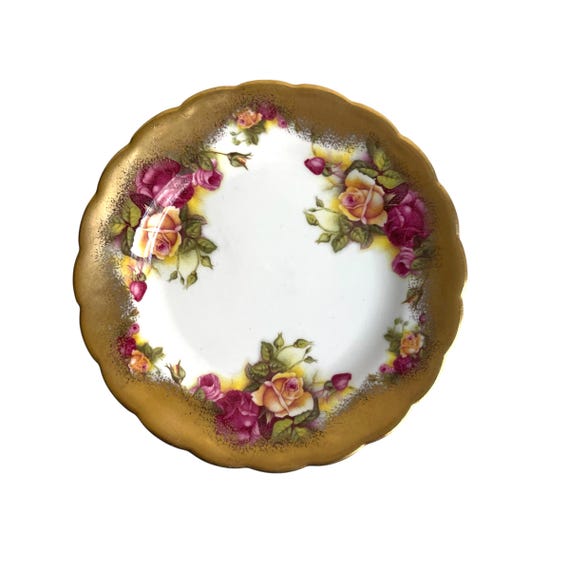 Vintage Royal Chelsea Golden Rose Teacup Saucer. Gold-Trimmed Floral Collectible Plate. English Bone. Porcelain. 40s. 50s. 60s.