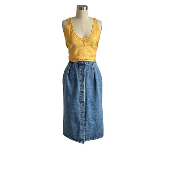 Vintage Blue High-Rise Denim Midi Skirt. Blue Jean Button-Up Maxi Skirt. Pencil Skirt. Womens Summer Casual Denim Skirt. 70s. 80s. 90s.