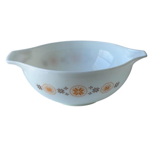 Vintage Pyrex Town & Country 4-Quart Cinderella Mixing Bowl. MCM Cottagecore Casserole Dish. Milk Glass. Brown and Orange. 50s. 60s. 70s.