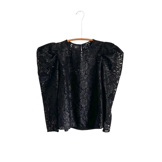 Vintage Express Black Long-Sleeved Lace Blouse. Dark Gothic Lace Top. Padded Shoulders. Small Keyhole Back. Witchcore. Y2K. 2000s. 00s.