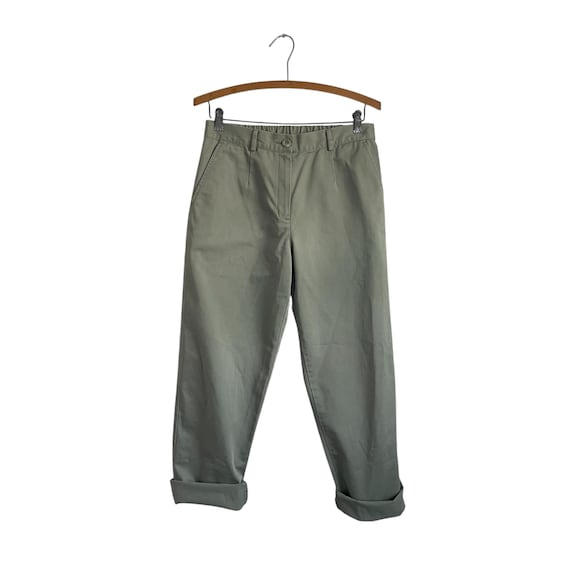 Vintage LL Bean Pale Olive Green Mid-Rise Trousers. Khaki Grayish-Green Stretchy Pants. Stretchy Waist. Pockets. Straight Cut. 90s. Y2K.