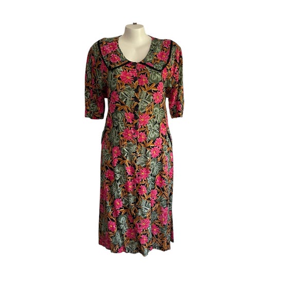 Vintage 80s 90s Diana Marco Floral Midi Dress. Floral Mid-Sleeved Dress. Beaded Sequin Collar. Cottagecore Midsummer Midi Dress. 80s. 1980s.