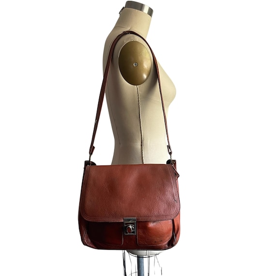Vintage 60s 70s Distressed Purse Bag. Copper Brown Leather Satchel Handbag. Reddish-Brown Shoulder Satchel Purse. Boho Hippie SHoulder Bag.