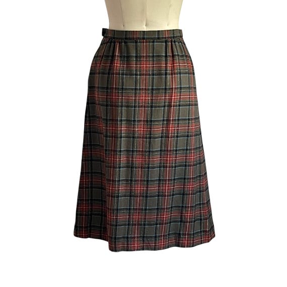 Vintage Pendleton Wool Plaid Skirt: Dark Academia A-Line, Pleated