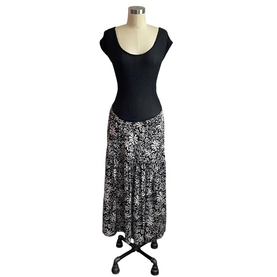 Vintage Us Again Black and White Shirt Floral Maxi Dress. Short-Sleeved Top and Skirt Dress. Black Scoop Neck Top. Floral Print Skirt. 90s.