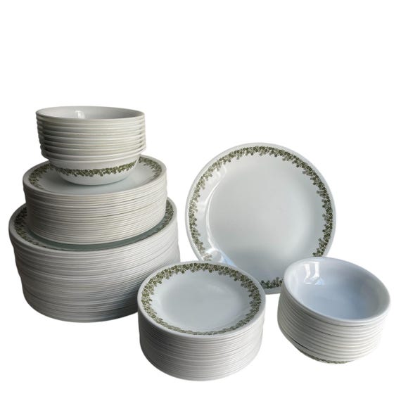 Vintage Corelle Spring Blossom Crazy Daisy Dinnerware. Cereal / Soup Bowls. Dinner / Salad Plates. Mid Century Modern. MCM. 60s 70s 80s.