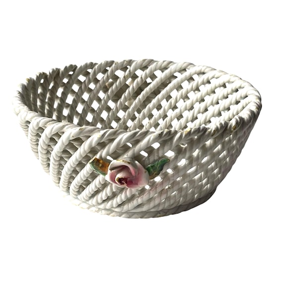 Vintage White Ceramic Woven Flower Bowl Dish. White Glazed Weaved Ceramic Trinket Dish. Made in Spain. Spanish. Mid Century. MCM. 50s. 60s.