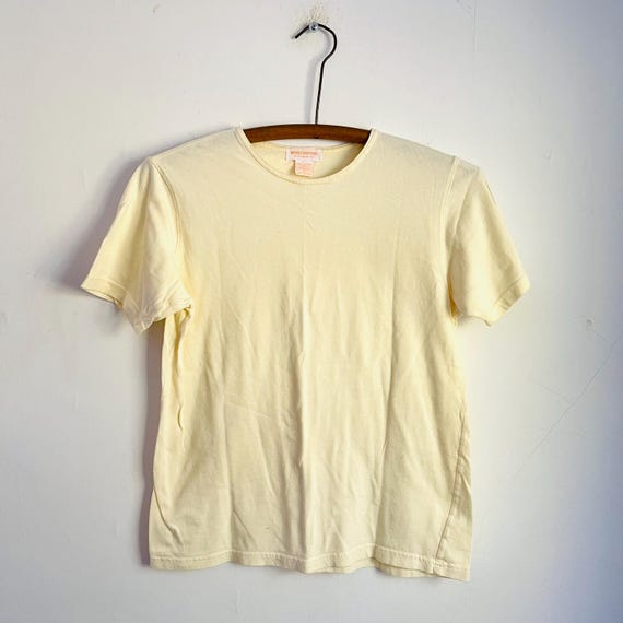 Vintage Brooks Brothers Cream Yellow T-Shirt. Classic Crew Neck Soft Wash Top. Short Sleeves. Light. Great For Layering. 70s. 80s. 90s. S.