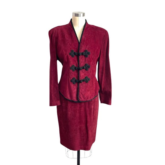 Vintage Merlot Red Black Velvet Blazer Skirt Belt Set. Suede Leather Suit Set. Frog Closure Buttons. High Waisted Pencil Skirt. 80s. 90s.