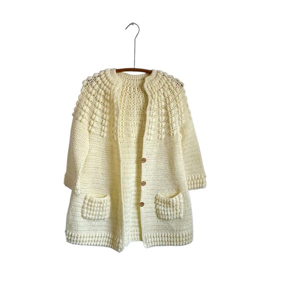 Vintage Ivory Cream Cardigan. Hand Knit Cardi. Nubby Knit Cardigan Sweater. Cottagecore Preppy Cardigan. 70s 80s Countrycore Sweater Jacket.