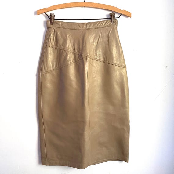 Vintage Jonathon Paris Taupe Leather Midi Skirt. High Waisted Party Skirt. Designer. Soft LeatherNight Club Style. 80s. 90s. XS S
