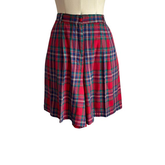 Vintage Baxter & Welles Petite Multicolor Plaid Shorts. Red Blue Plaid High-Waisted Tartan Shorts. Academia. Grunge. 80s. 90s. 1980s. 1990s.
