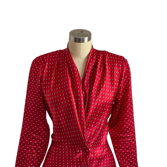Vintage JH Collectibles Petites Red Diamond Print Blazer. Womens Red Satin Glam Blouse. Womens Business Casual Blouse Shirt Top. 80s. 1980s.