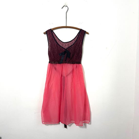 Vintage Whimsigoth Lingerie Dress. Barbiecore Nightgown Slip Dress. Empire Waist. 60s Slip Dress. Vintage Lace Nylon Nightie. 50s 60s 70s.