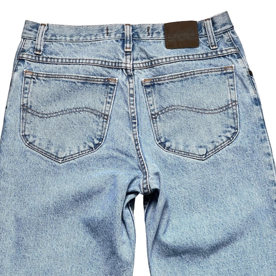Vintage Lee Stonewashed Jeans: High Waisted Regular Fit, 80s-90s Style