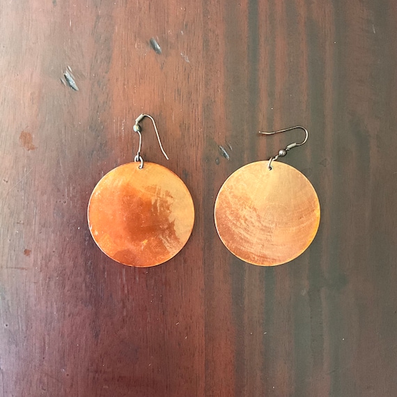 Vintage Orange Moon Shell Earrings. Bright Amber Orange. Shell Earrings. Drop Dangle Disc Earrings. Boho Hippie Earrings. 90s. Y2K. 00s.