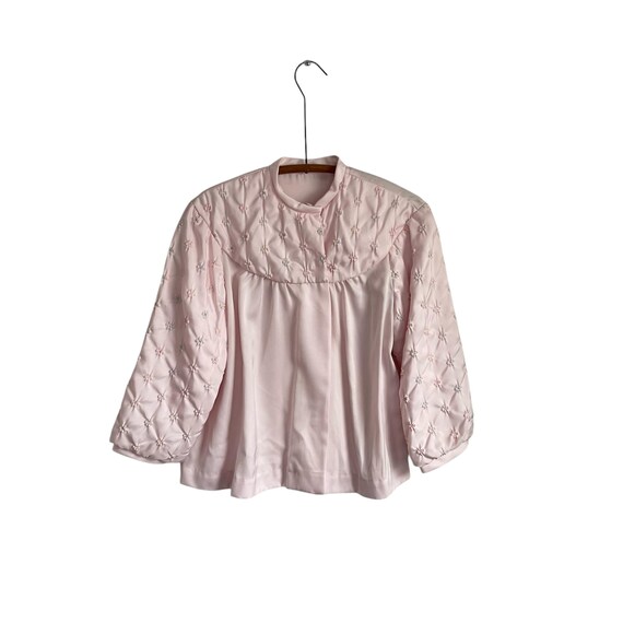 Vintage 50s 60s Pink Quilted Bed Jacket. Flo Weinberg Lingerie Top. Embroidered Flowers. Babydoll. 50s 60s Boudoir Bed Dress Jacket Top.