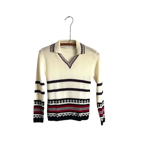 Vintage 70s Indie Boho Jumper Sweater. Boho Hipster Winter V-Neck Pullover Sweater. Ivory Cream Striped Pullover Sweater. 60s. 70s. 80s.