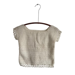 Vintage 60s 70s Ivory White Crochet Top. Handmade Cottagecore Knit Top Blouse. Hippie Boho Knit Crop Top. 90s. 1990s.