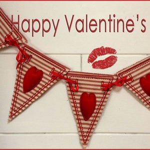 FAT HEART BUNTING/girlande... Valentine Maschinenstickerei designs