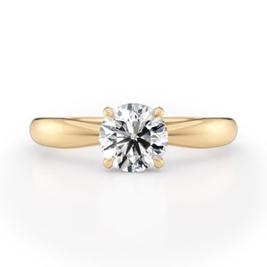 High Quality Solitaire Lab-Diamond Engagement Ring
