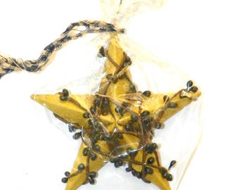 Mustard 5 Inch Metal Star with Dark Green Pip Berries FREE SHIPPING