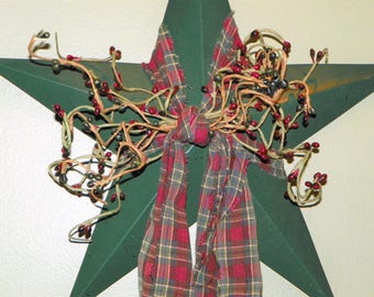 Metal Star in Forest Green 12 Inch Metal Star with Burgundy and Green Pip Berries FREE SHIPPING