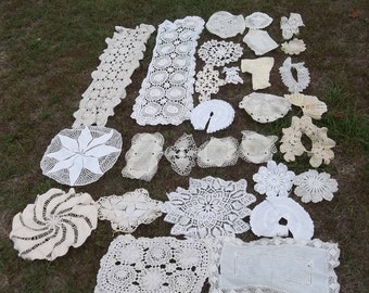 29 Ivory White Crochet Doilies Vintage Lace Doilies Lace Runners White Doilies Ivory Doilies Wedding Decorations Table Decor French Country