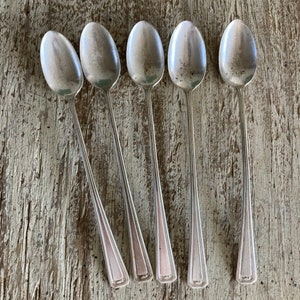 5 Silver Plate Ice Tea Spoons Vintage William Rogers Rustic Silverplate Flatware Silver Plate Parfait Spoons Picnic Flatware French Country