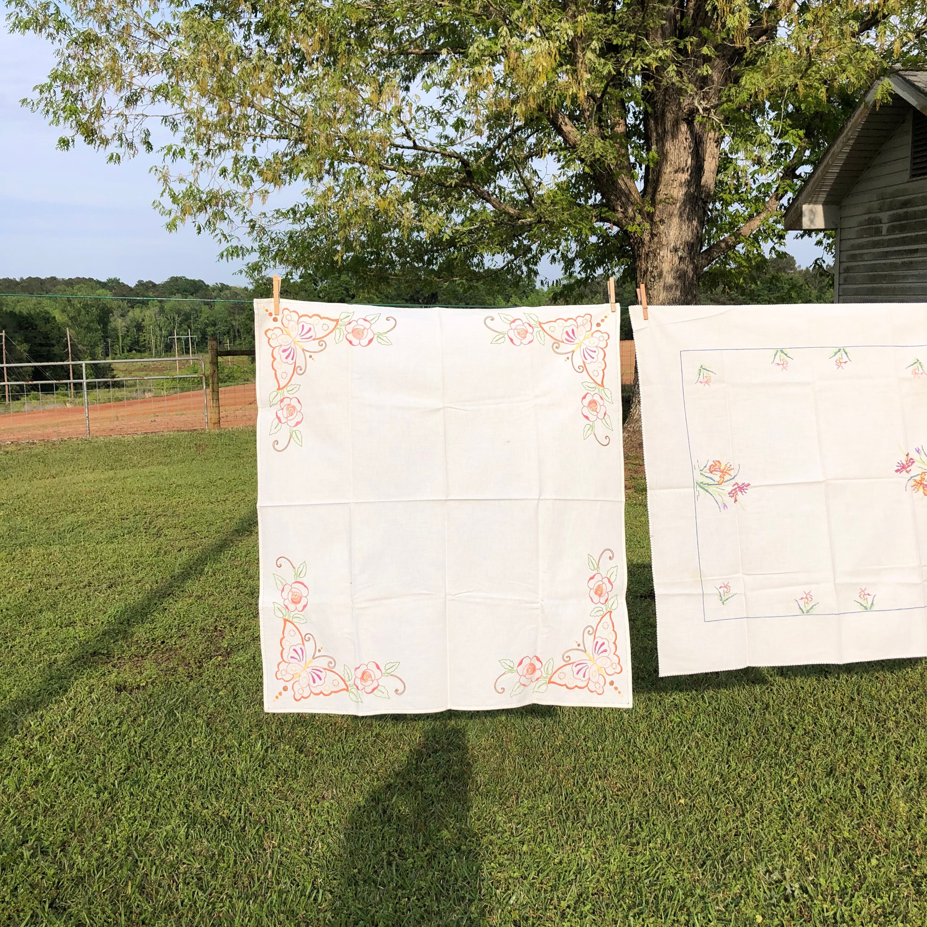 4 Vintage Tablecloths - Layering Table Cloths - RV Decor - Bridge Cloth ...