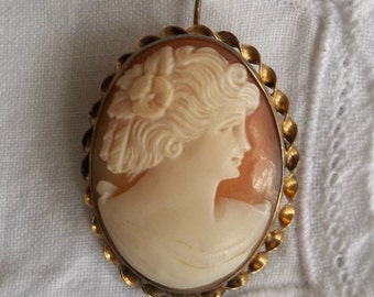 Carved Shell Cameo Brooch Gold Filled Antique Cameo Pendant Carved Shell Vintage Cameo Pin Vintage Jewelry Brooch Pin Pendant Estate