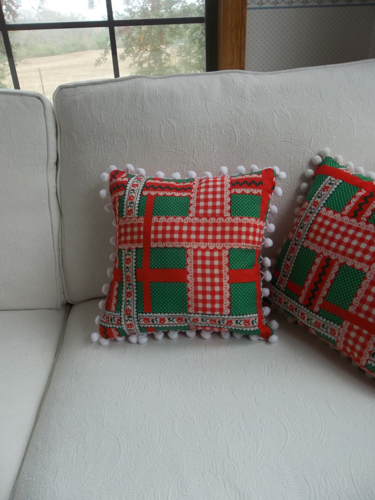 Red Plaid Christmas Pillows Made From Vintage Tablecloth Etsy