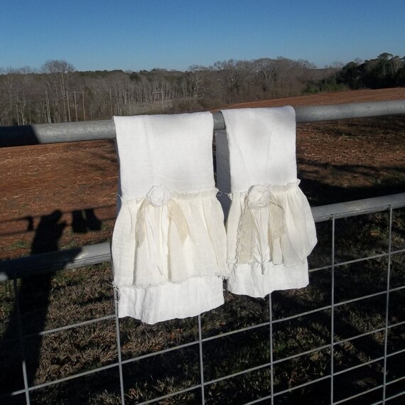 linen ruffled kitchen towel | pure white