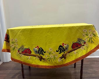 Vintage Farm Tablecloth - Barn Yard Table Cloth - 56 inch Round
