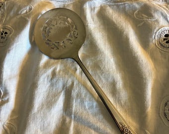 Silver Pastry Server - Silverplate Tomato Spoon - Fortune Flatware - misshettie