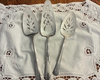 3 Vintage Silver Plate Cake Servers - Silver Pie Server - Silverplate Flatware - MissHettie