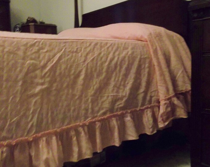 Vintage Pink Ruffled Bedspread Twin Size Bed Bedding Pink Etsy