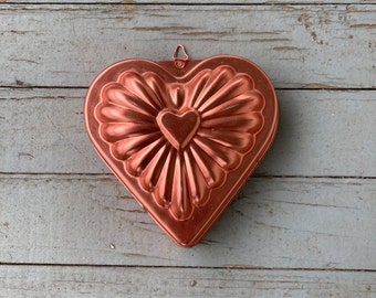 Vintage Copper Heart Mold Gelatin Molds Heart Cake Pan Farmhouse Kitchen Decor Candy Mold Valentines Day French Country