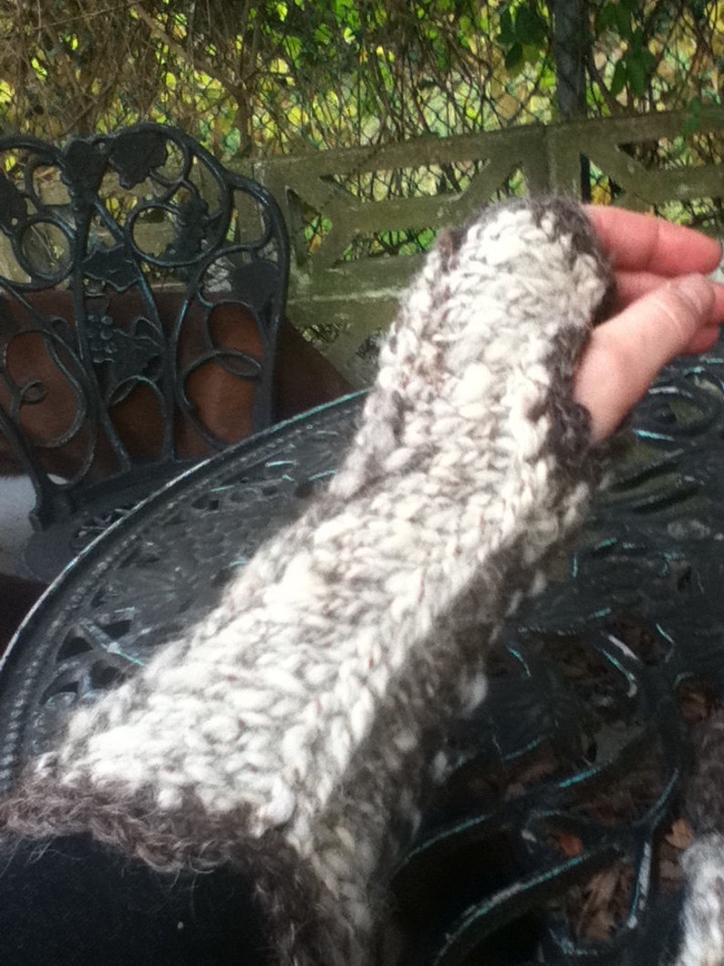 Driving Sideways fingerless gloves PDF Knitting Pattern US 10.5/6.5 mm image 1